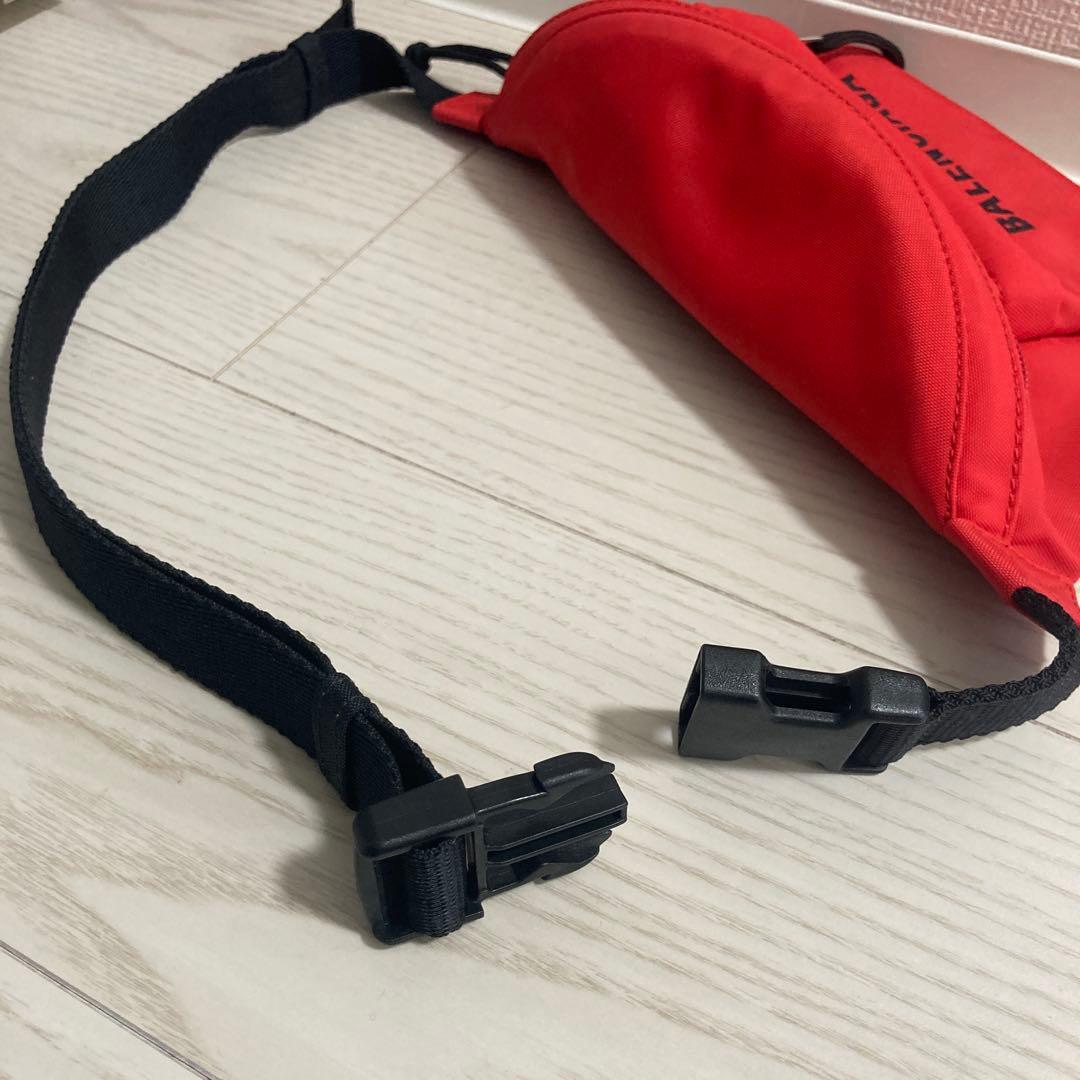 ✨未使用級✨BALENCIAGA ウィール ボディバッグ ナイロン デカロゴ 赤