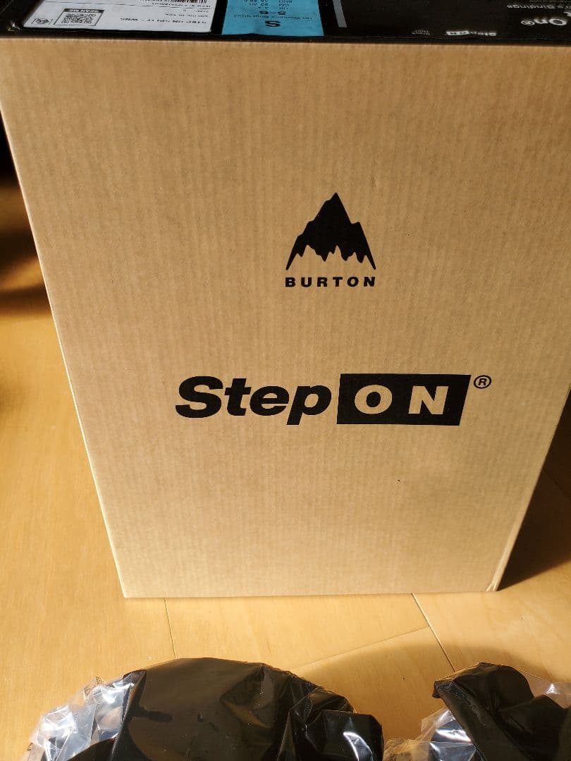 値*。様 ウィメンズ バートン ステップオン スプリット バインディング　ブラッ