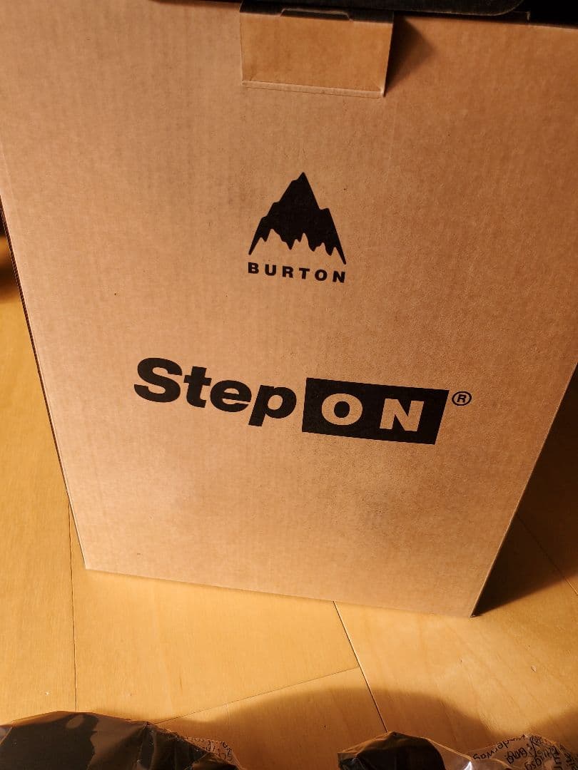 値*。様 ウィメンズ バートン ステップオン スプリット バインディング　ブラッ