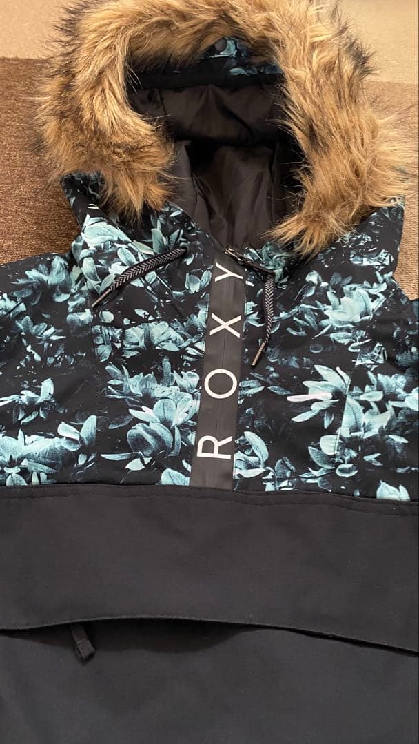 美品★ROXY ロキシー★スキースノーボードウェア ★M★花柄★諾名発送★
