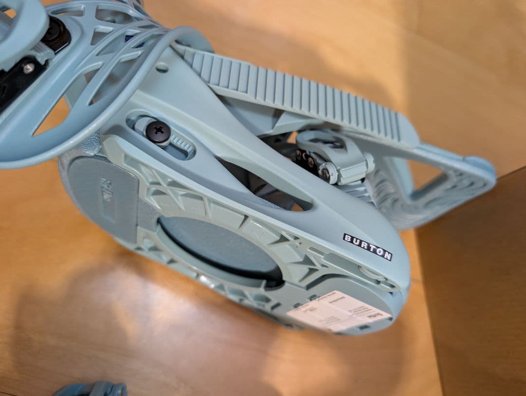 ウィメンズ バートン スノーボードバインディング スクライブ ロックライケン М
