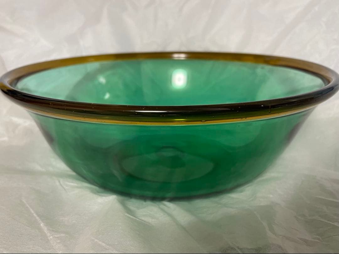 三宅義一作 吹きガラス緑大鉢 ボウル 緑色と茶色のグラデーション