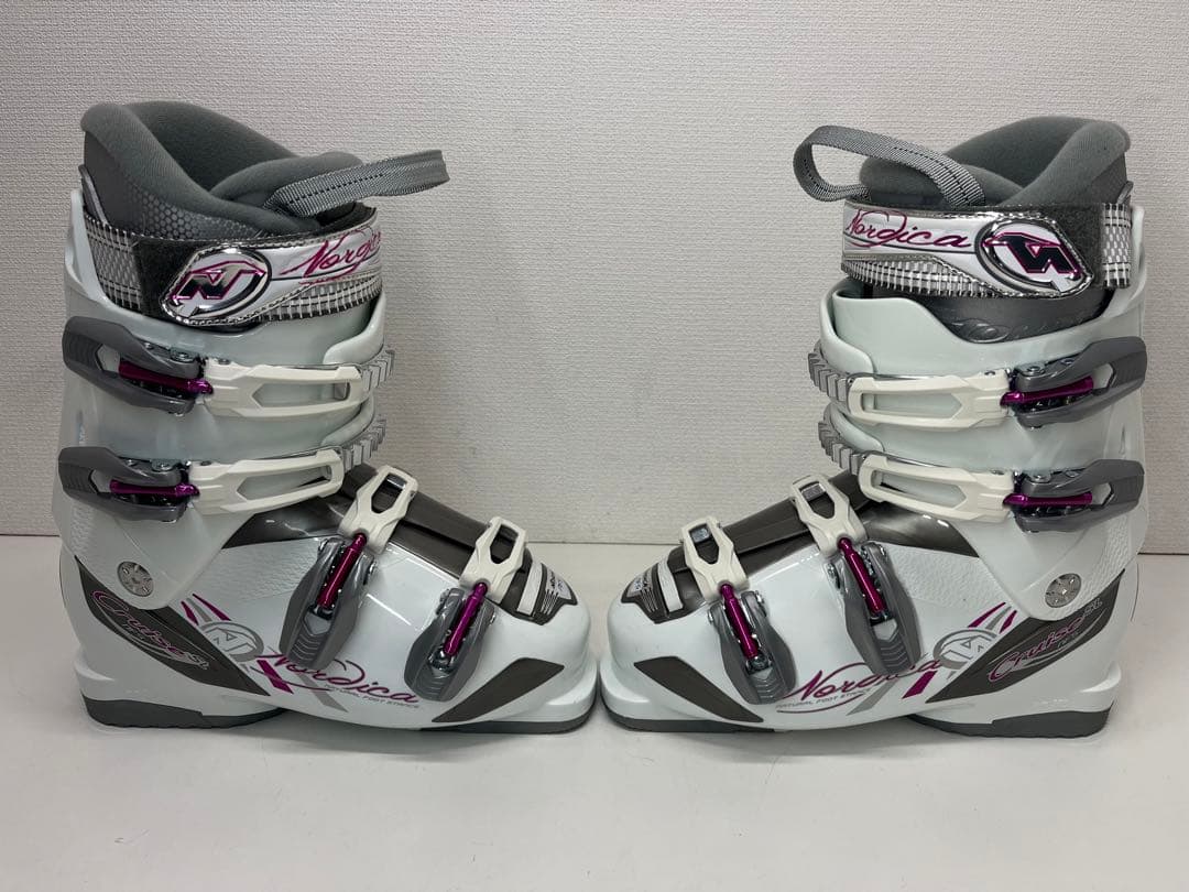 蚊取り線香　美品 スキー ブーツ NORDICA 24.5cm