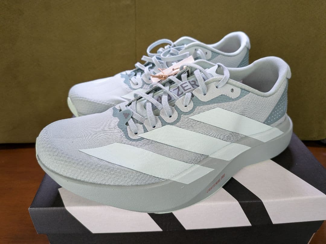 Adizero EVO SL WOVEN M ランニングシューズ25.5センチ - メルカリ