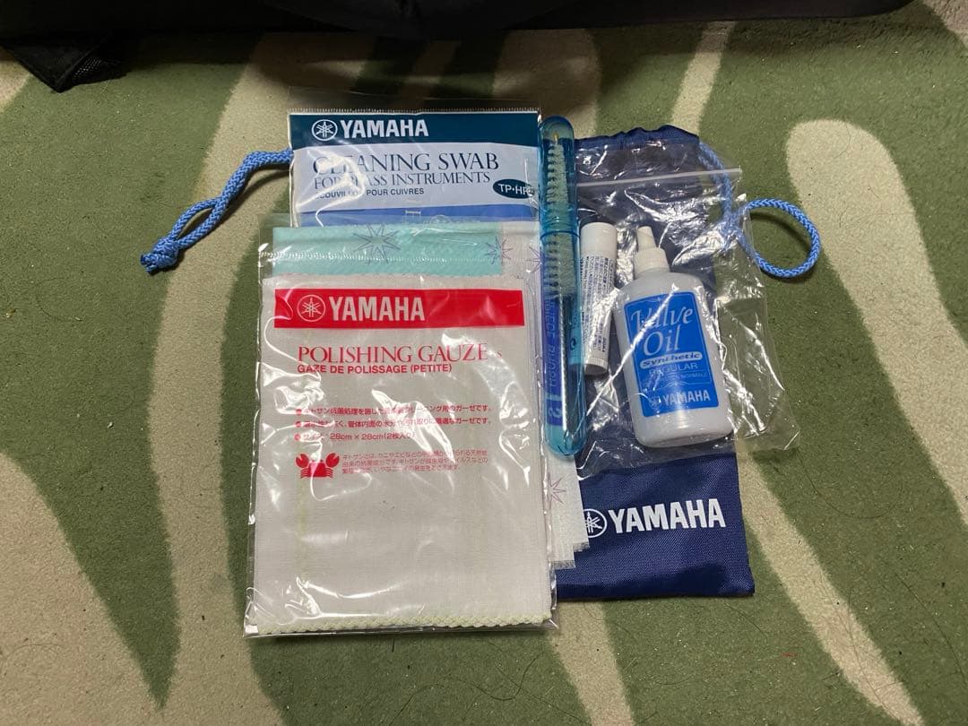 トランペット　島村楽器(グリッターＳ)チューナー付き