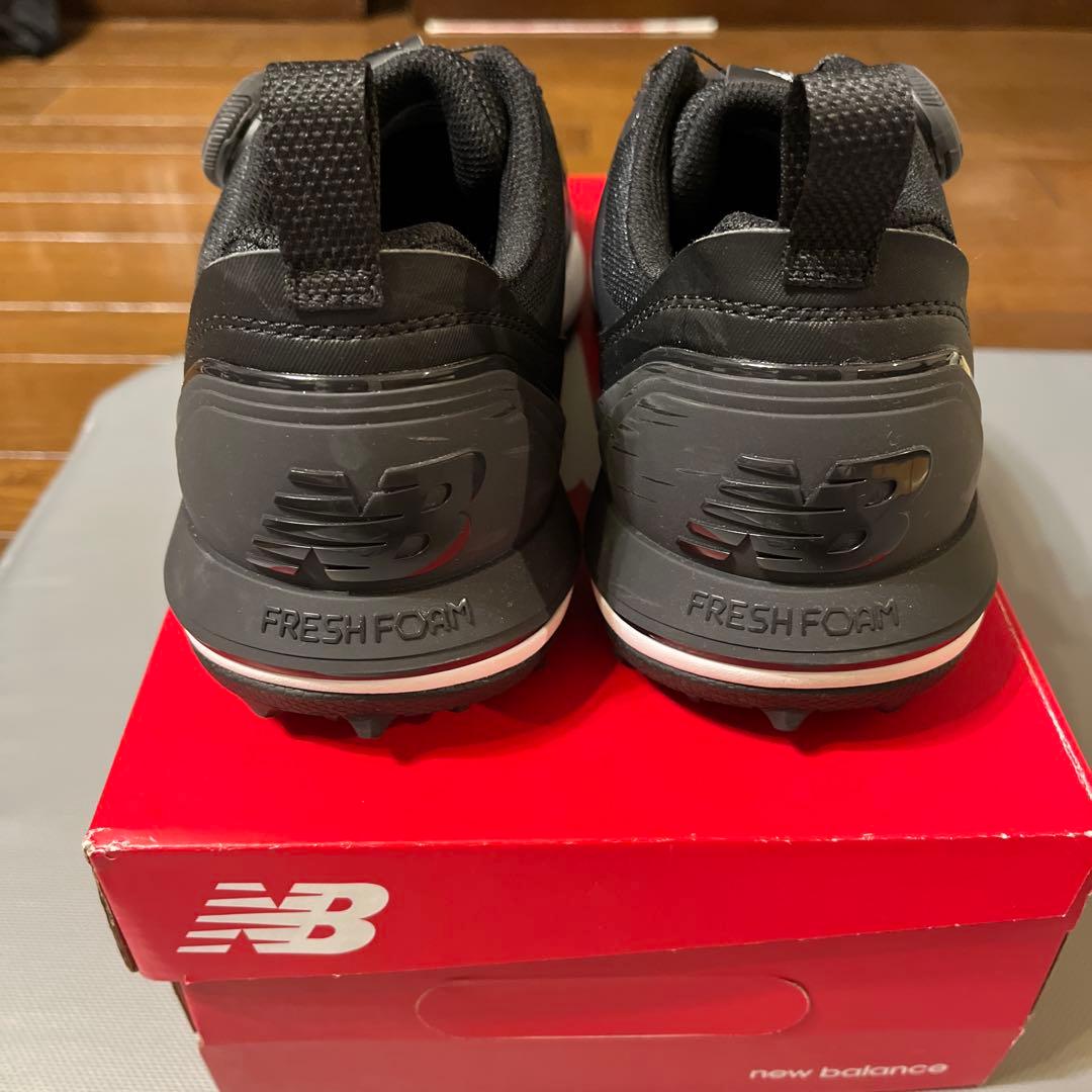 New Balance Fresh Foam ゴルフシューズ