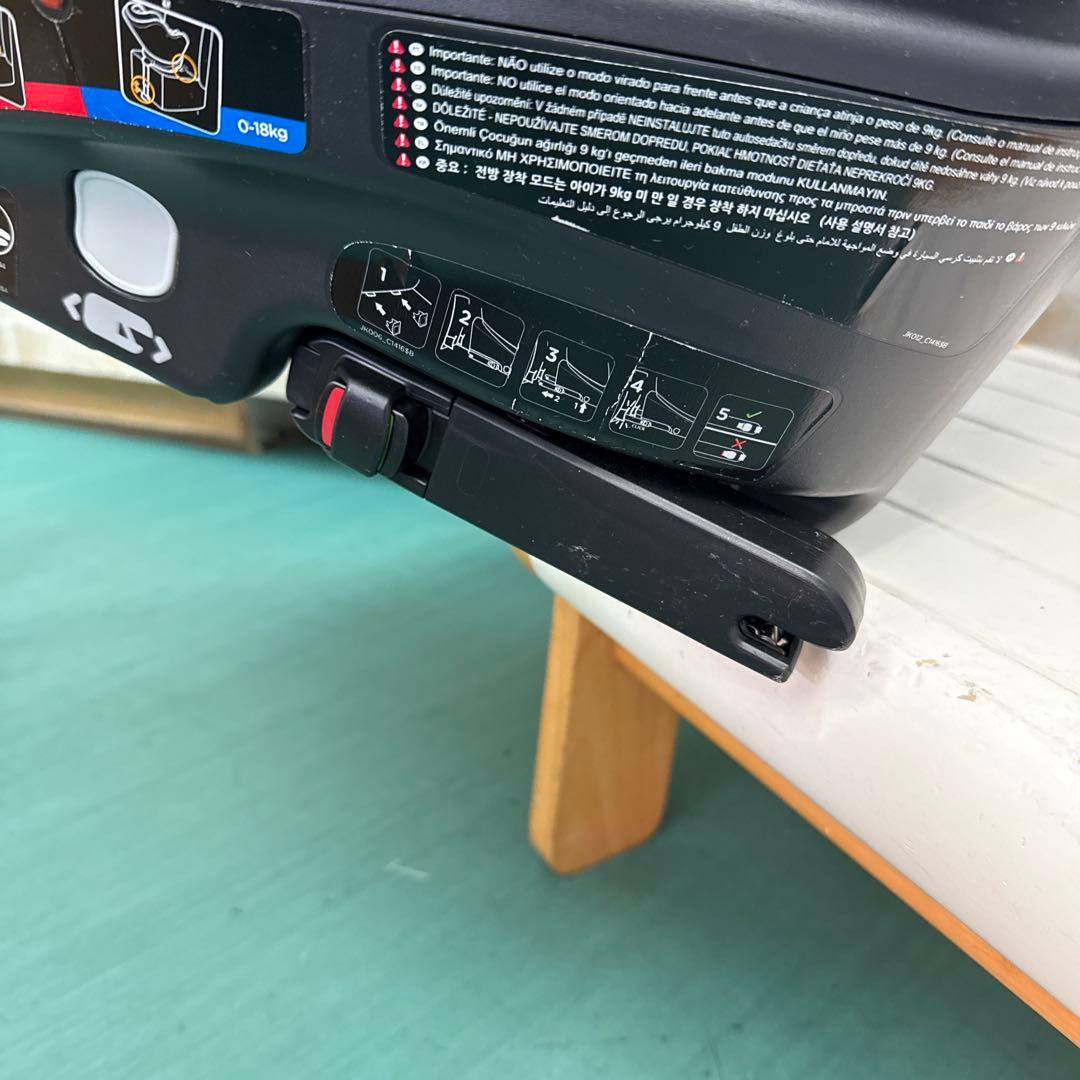 ジョイー　チャイルドシート isofix仕様　新生児から　回転式