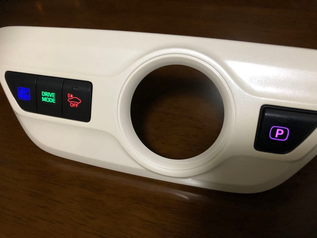 自動色変化仕様　ZVW50 プリウス　前期 後期　エアコンパネル　シフトパネル2