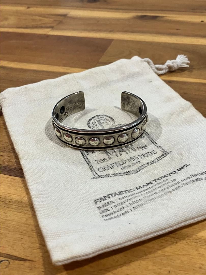 FANTASTIC MAN バングル