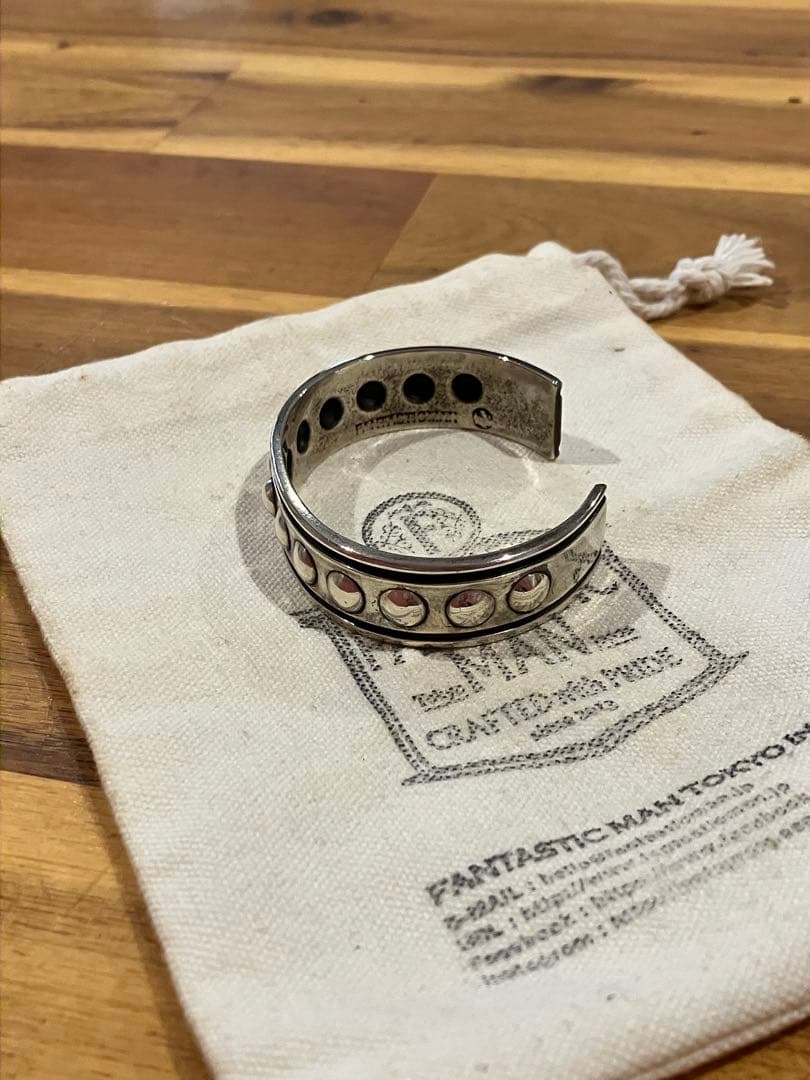 FANTASTIC MAN バングル