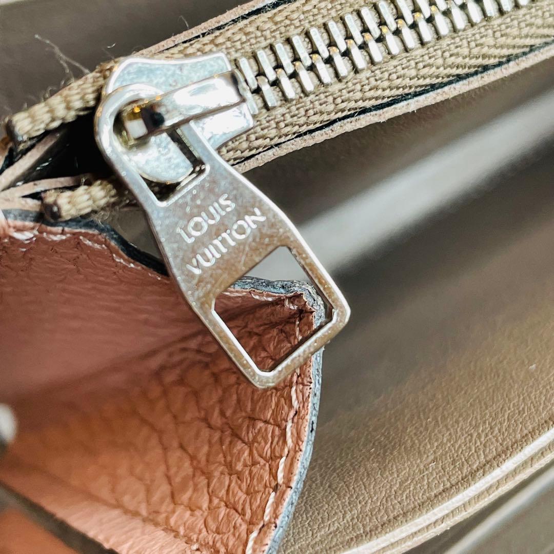 ルイ・ヴィトン　ポルトフォイユ・コメットトリヨンレザーＬ字ファスナー長財布