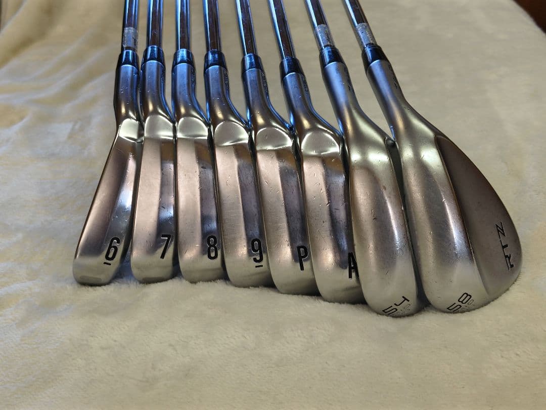 スリクソンZXi5(6〜A)モーダスDST105s RTZ(54.58度)