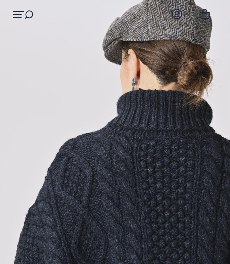 限定お値下げ　新品未使用　45R カシミヤのアランポンチョ　198,000円 紺