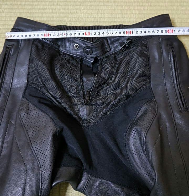 アレンネスレザーパンツ 希少XLWサイズ バンクセンサー付　ベリック