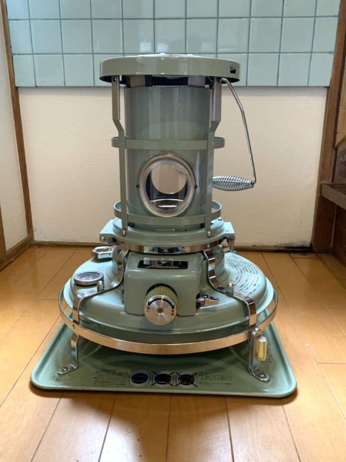 Aladdin アラジンストーブ　ショートカスタム　石油ストーブ