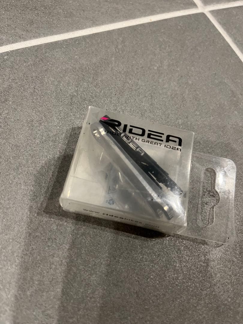 送料込み!おまけ多数! ZIPP 303 FC TU 2017