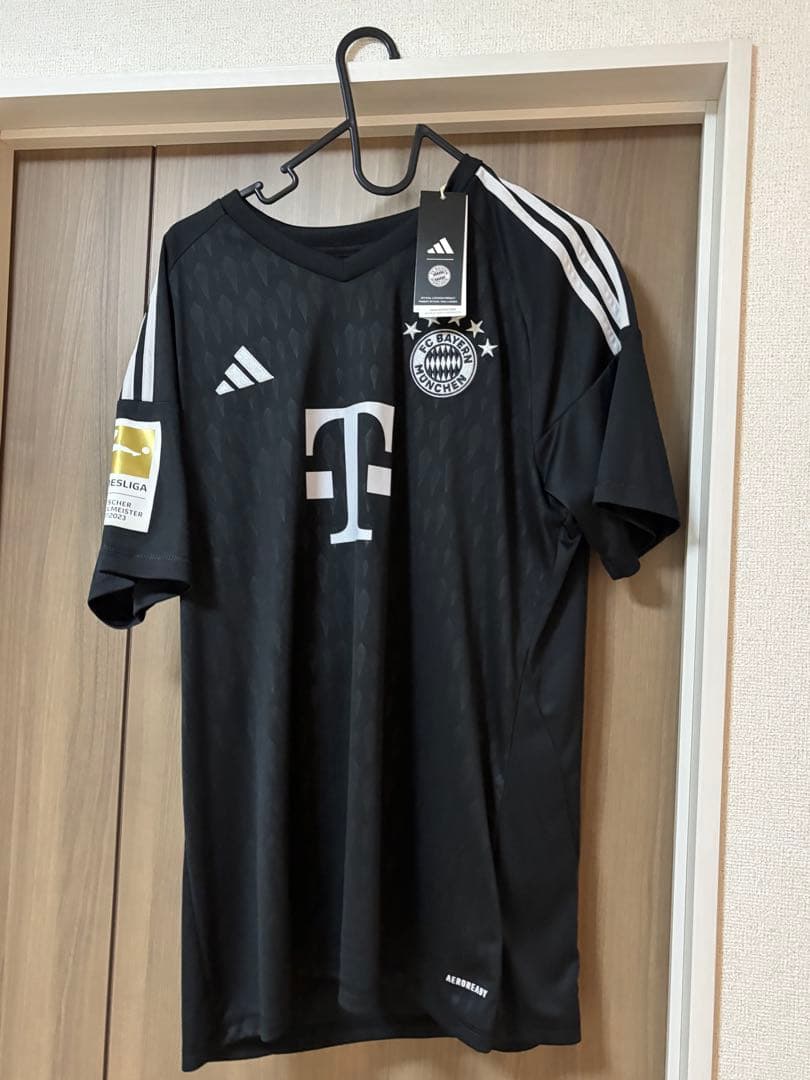 価格交渉可】FCバイエルンミュンヘン 26 ウルライヒ GKユニフォーム(L