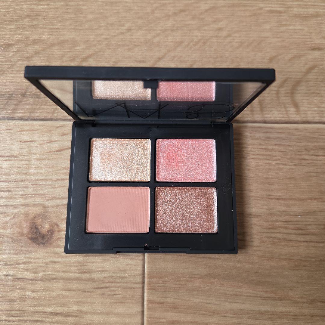 デパコスアイシャドウ 3点セット - メルカリ