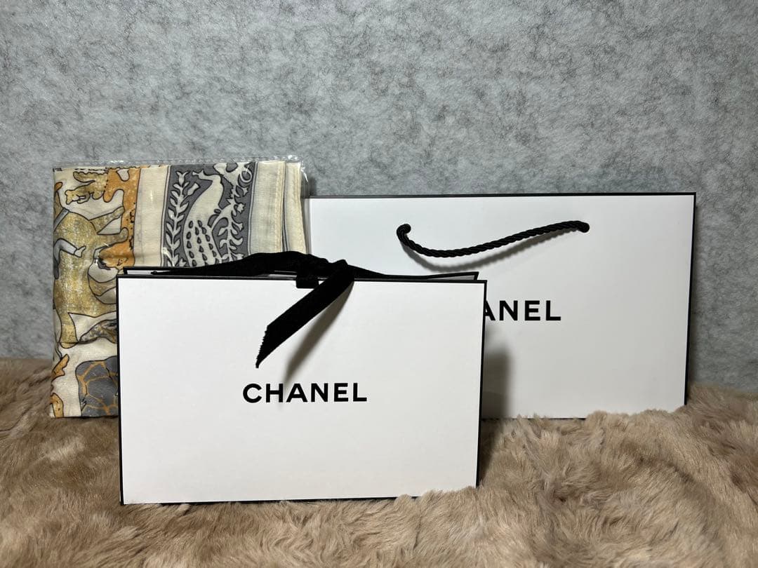 新品　CHANELシャネル レベージュパレットルガール　ウォーム　スカーフ付き