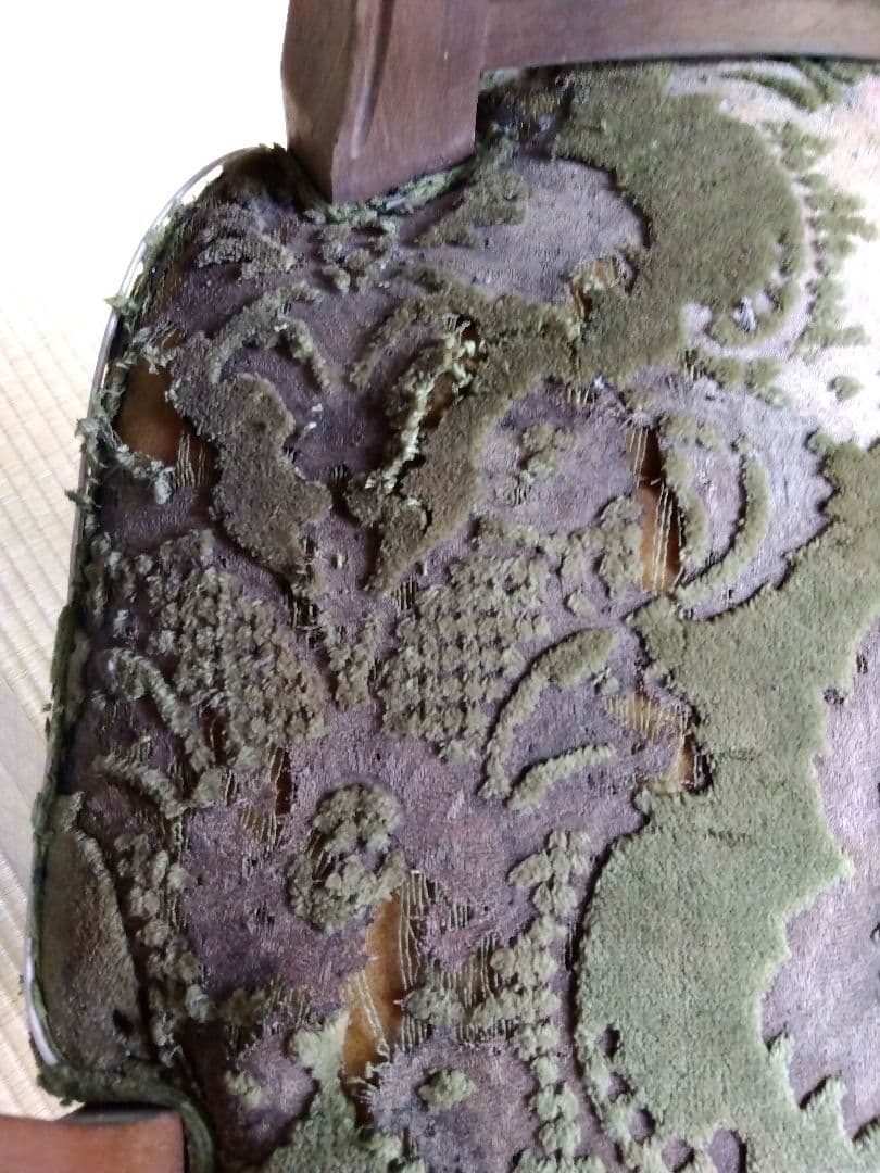 肘付き椅子・マルニ木工