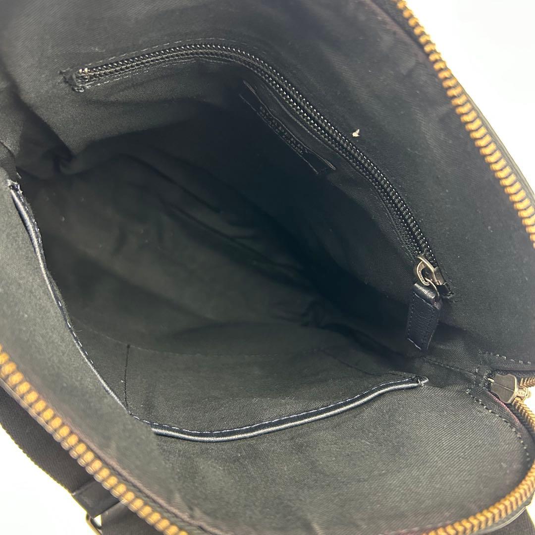 【美品】バーバリーブラックレーベル ショルダーバッグ オールレザー　チャーム　紺