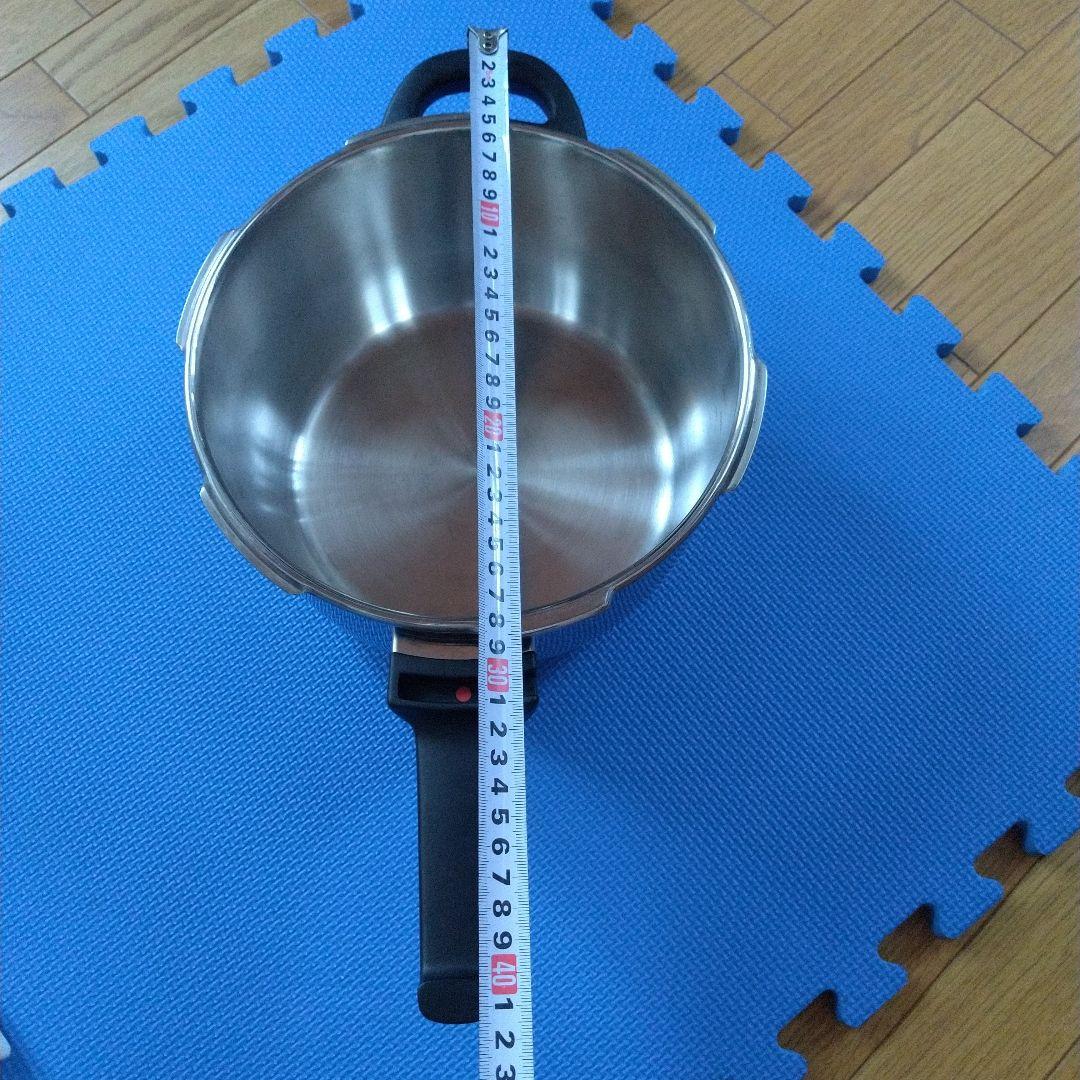 《 フィスラー 》ドイツ製 圧力鍋 4.5L ❣️