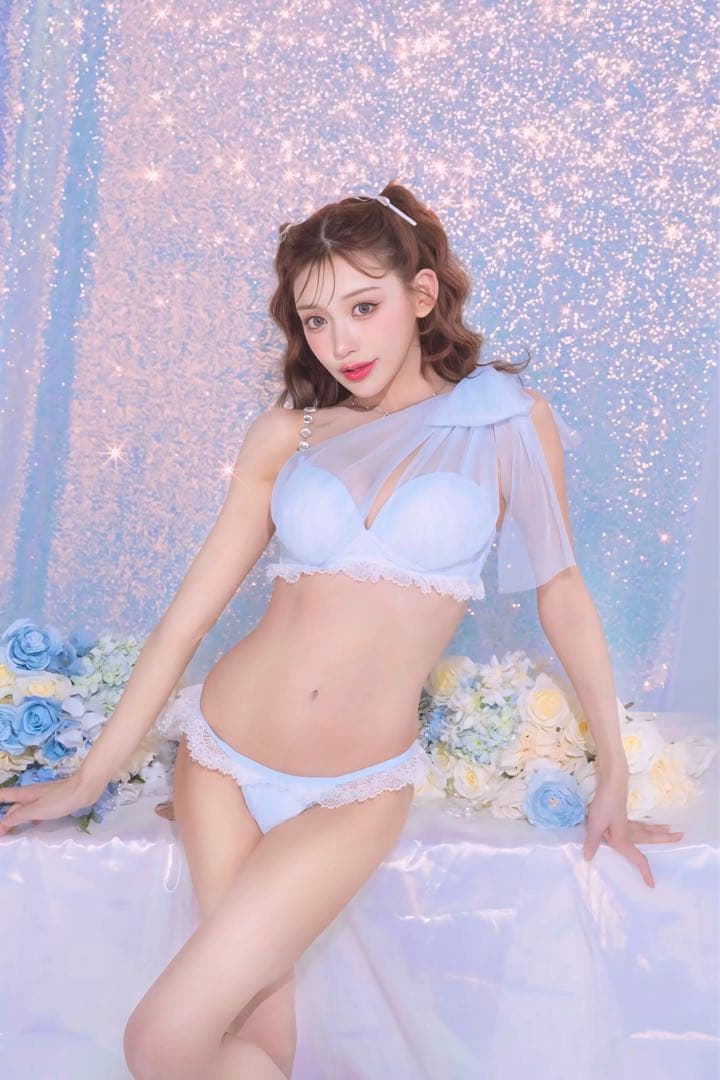 明日花キララ　ホイップバニー　whip bunny 水着