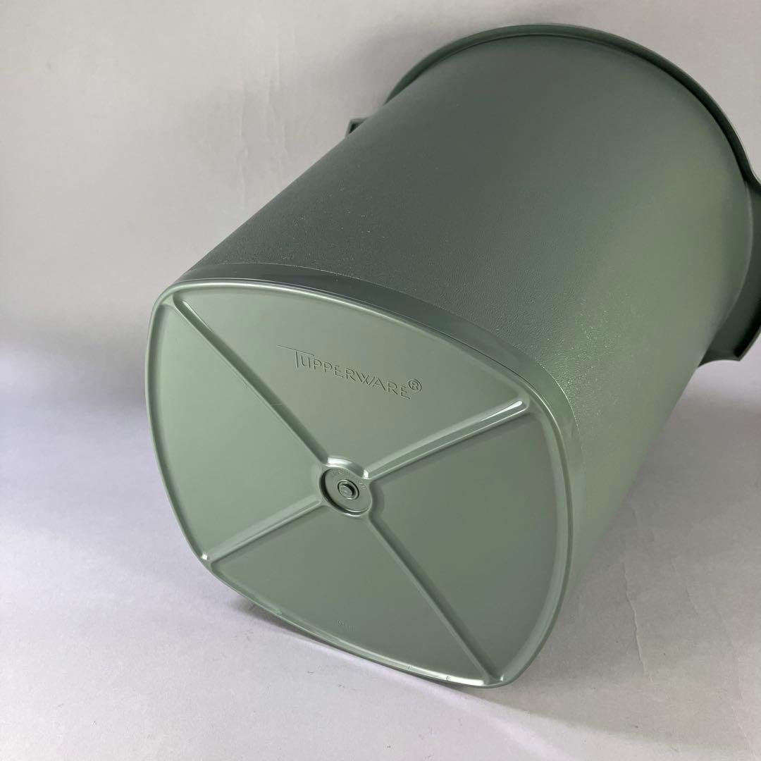 タッパーウェア マキシクイーンデコレーター １１L