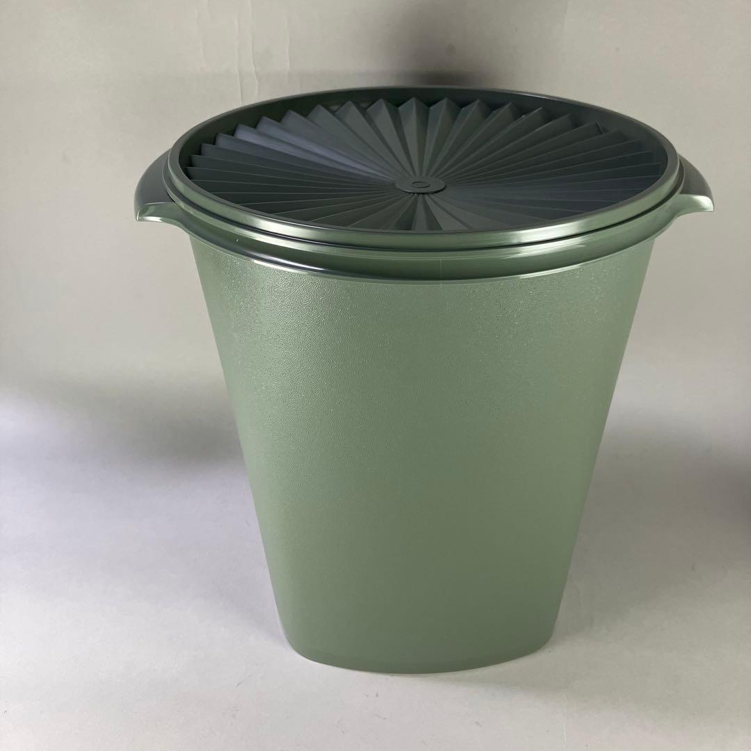 タッパーウェア マキシクイーンデコレーター １１L