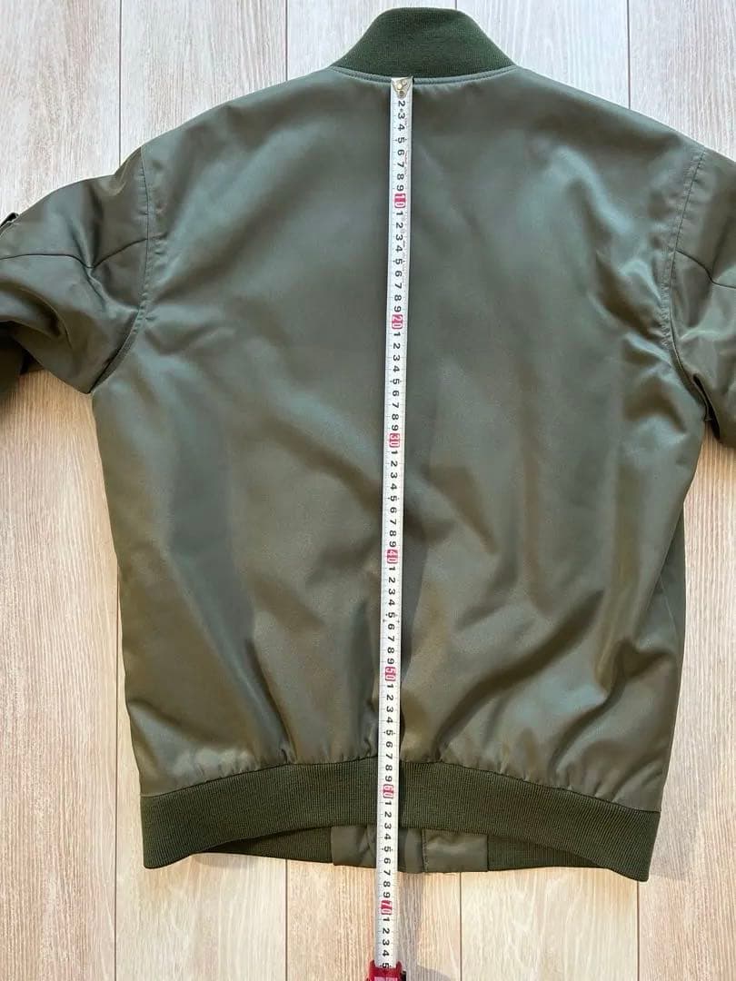 John Elliott MA1オリーブ サイズ2 クリーニング済み 値下げ