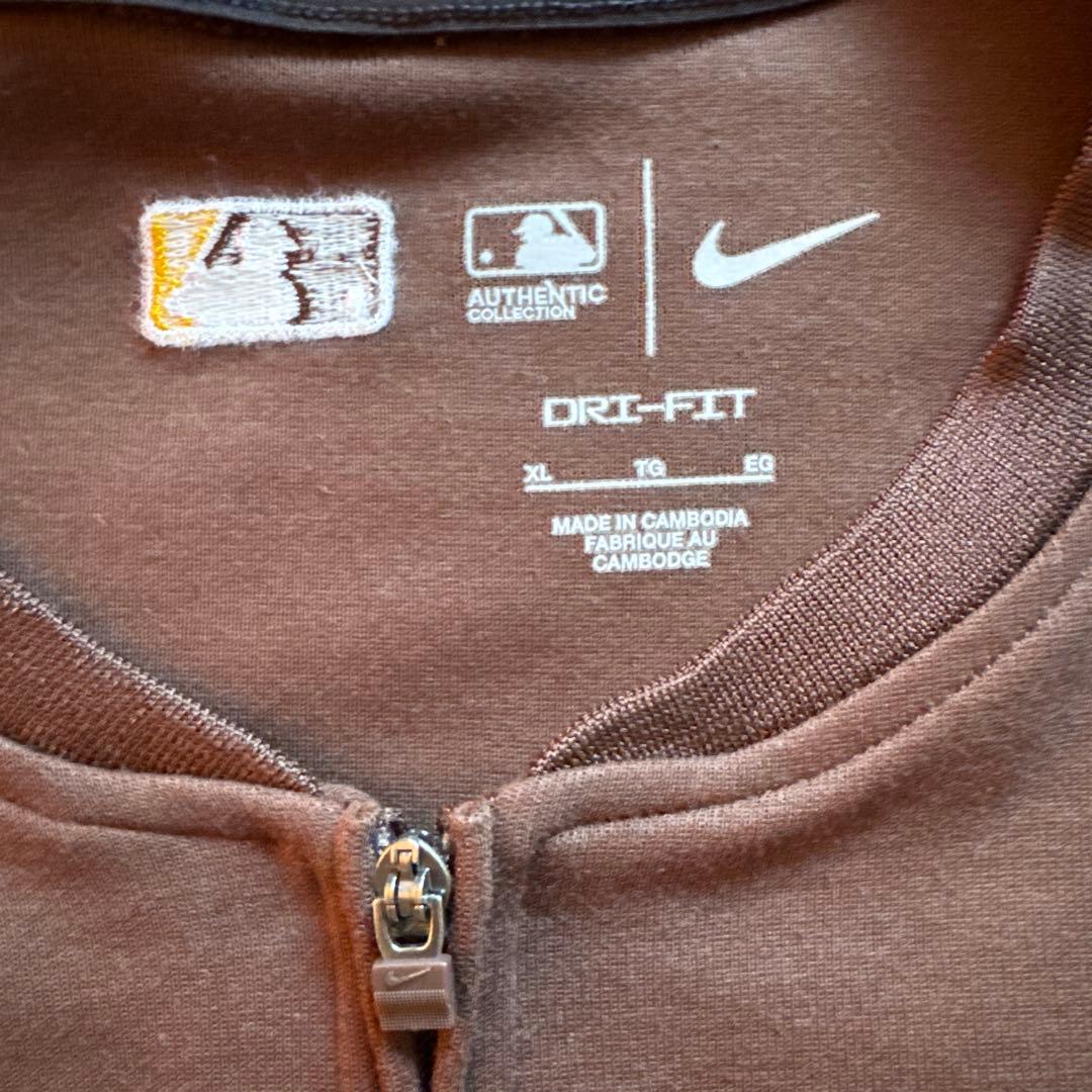 日本未発売 パドレス クォータージップトップSan Diego Padres 1