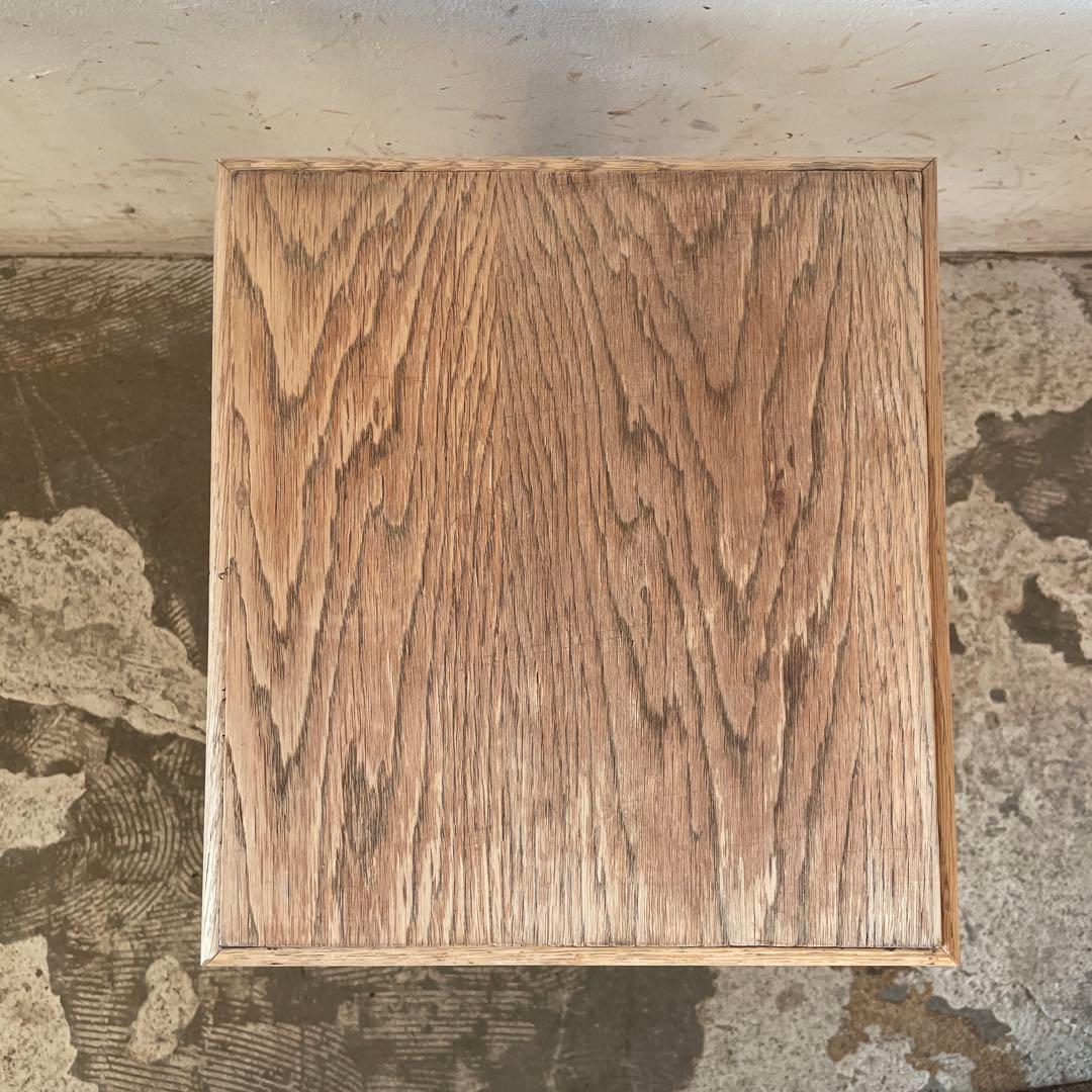 ビンテージ　サイドテーブル ベッドサイドテーブル　スツール　剥離