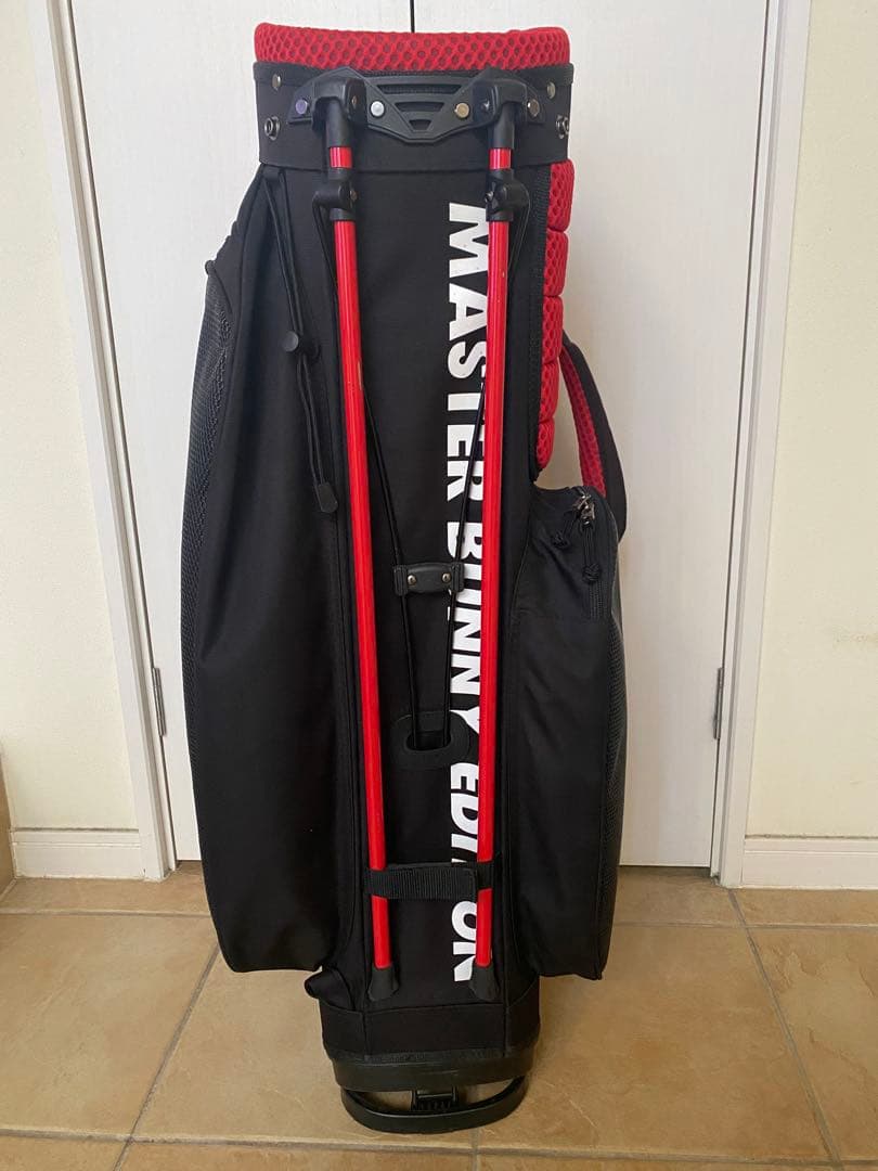 MASTER BUNNY EDITION キャディバッグ レッド/ブラック