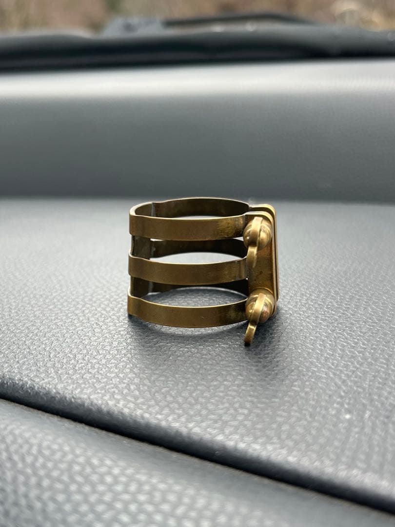 エコーブラス リガチャー アルトサックス ブリルハート