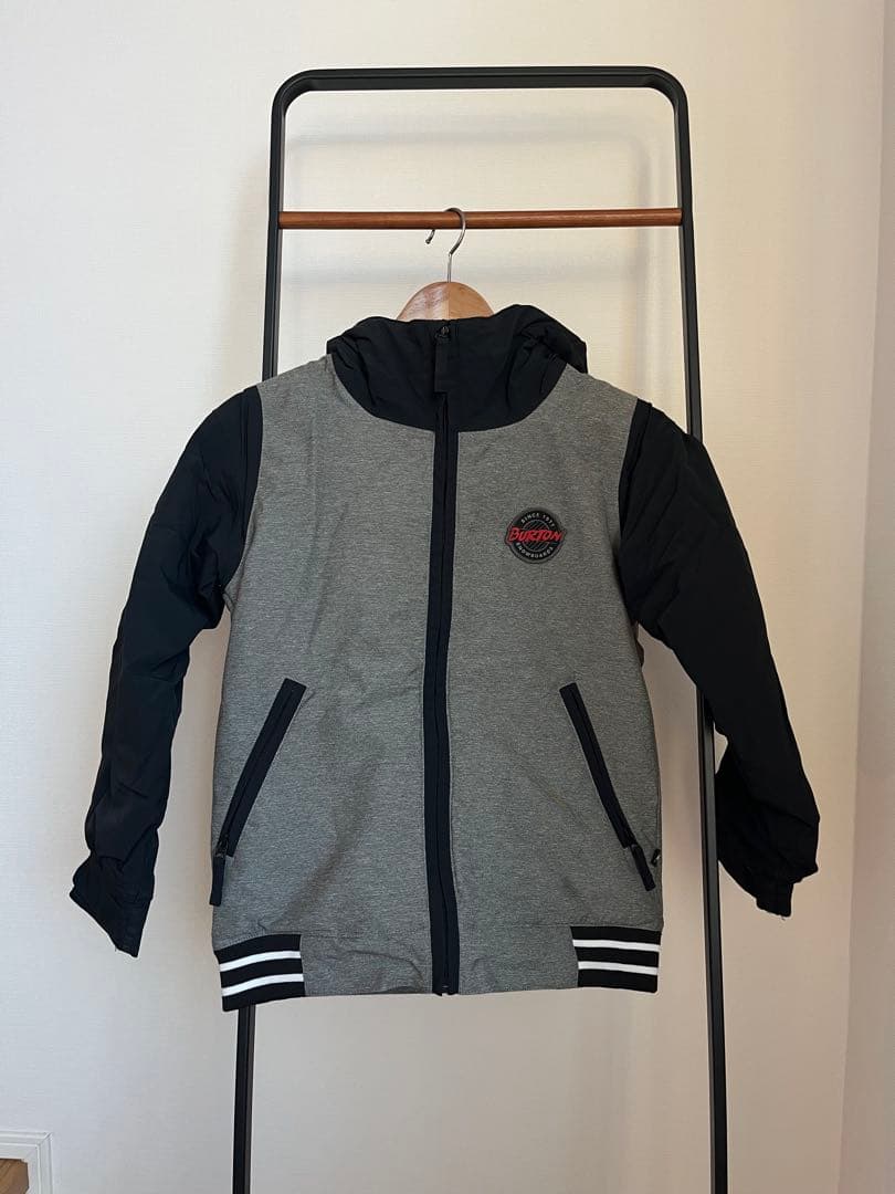 Burton 子供用 スノーボードウェア 上下セット XS （グローブおまけ）