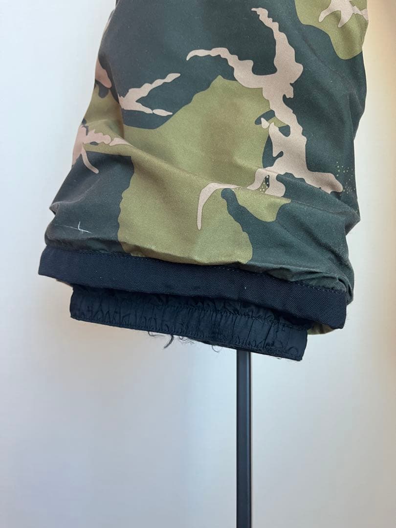 Burton 子供用 スノーボードウェア 上下セット XS （グローブおまけ）