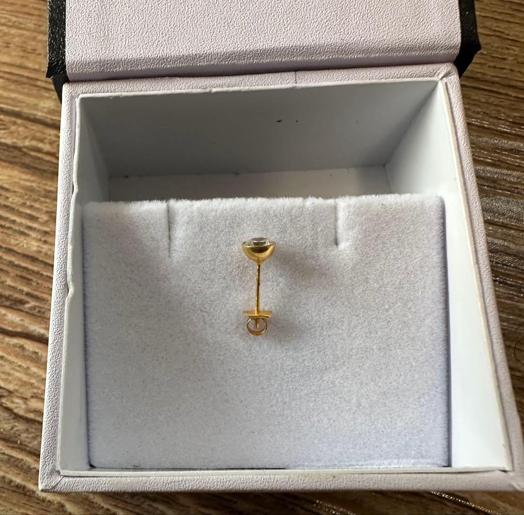 22金 K22男女兼用デザインピアス 0.220g