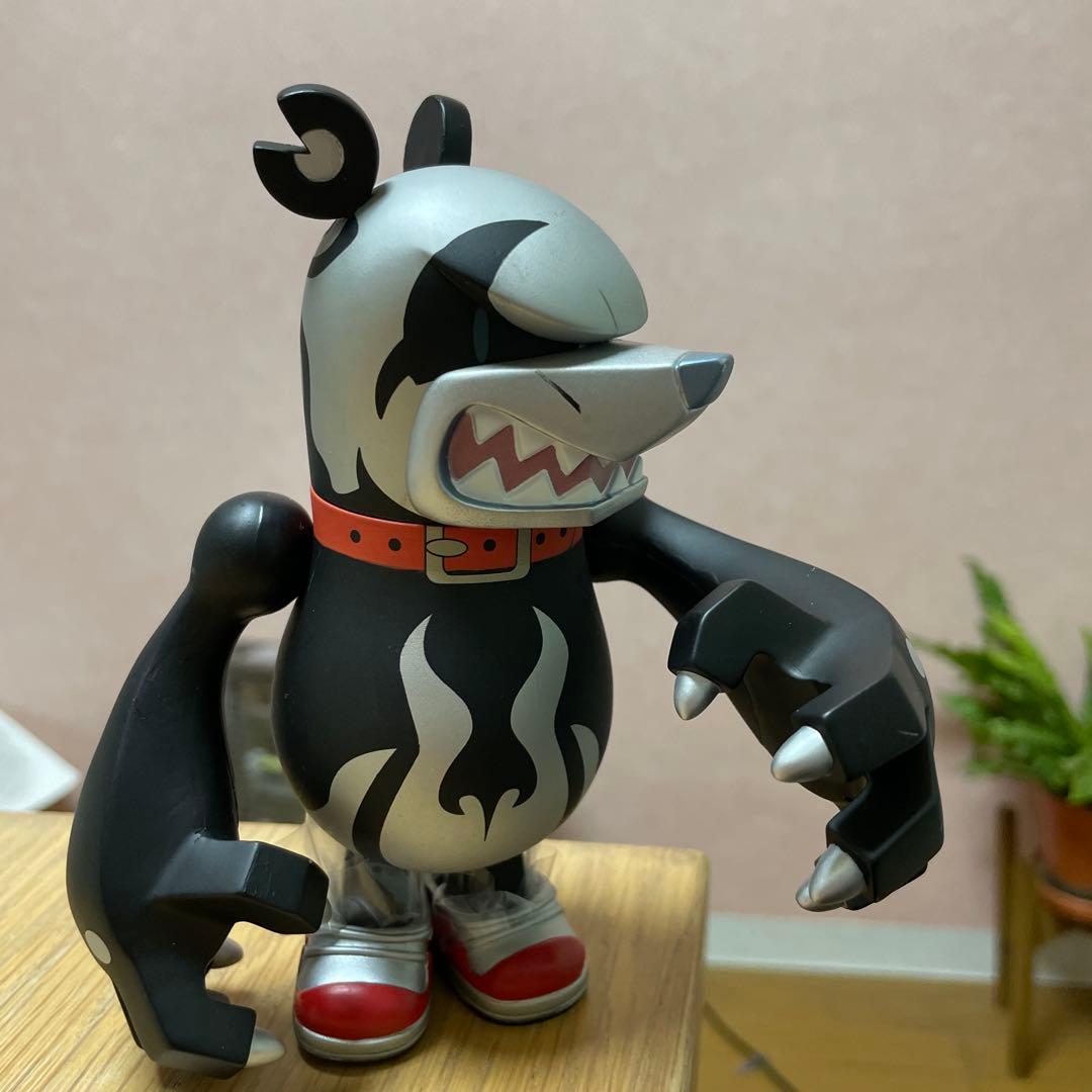 TOUMA ソフビ フィギュア トウマ touma ナックルベア キャラクター