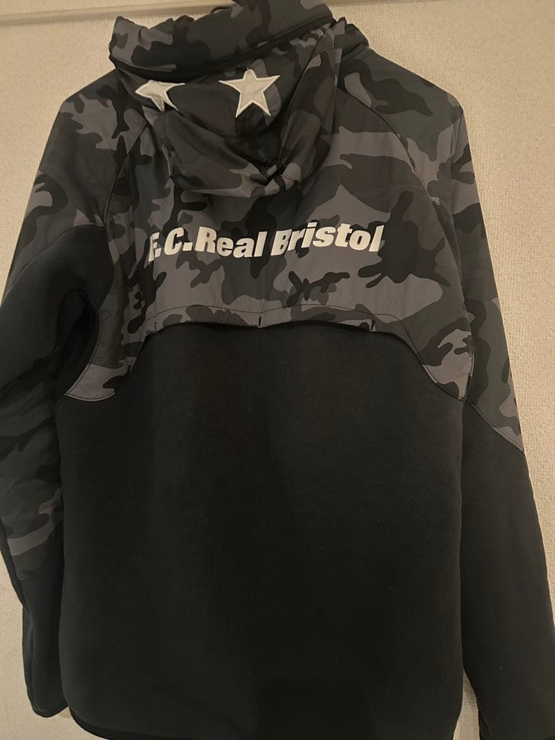 F.C. Real Bristol 迷彩柄パーカー