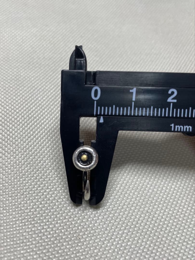 R*w様 MOTO購入　フックピアス　シルバー　ゴールドコンビ