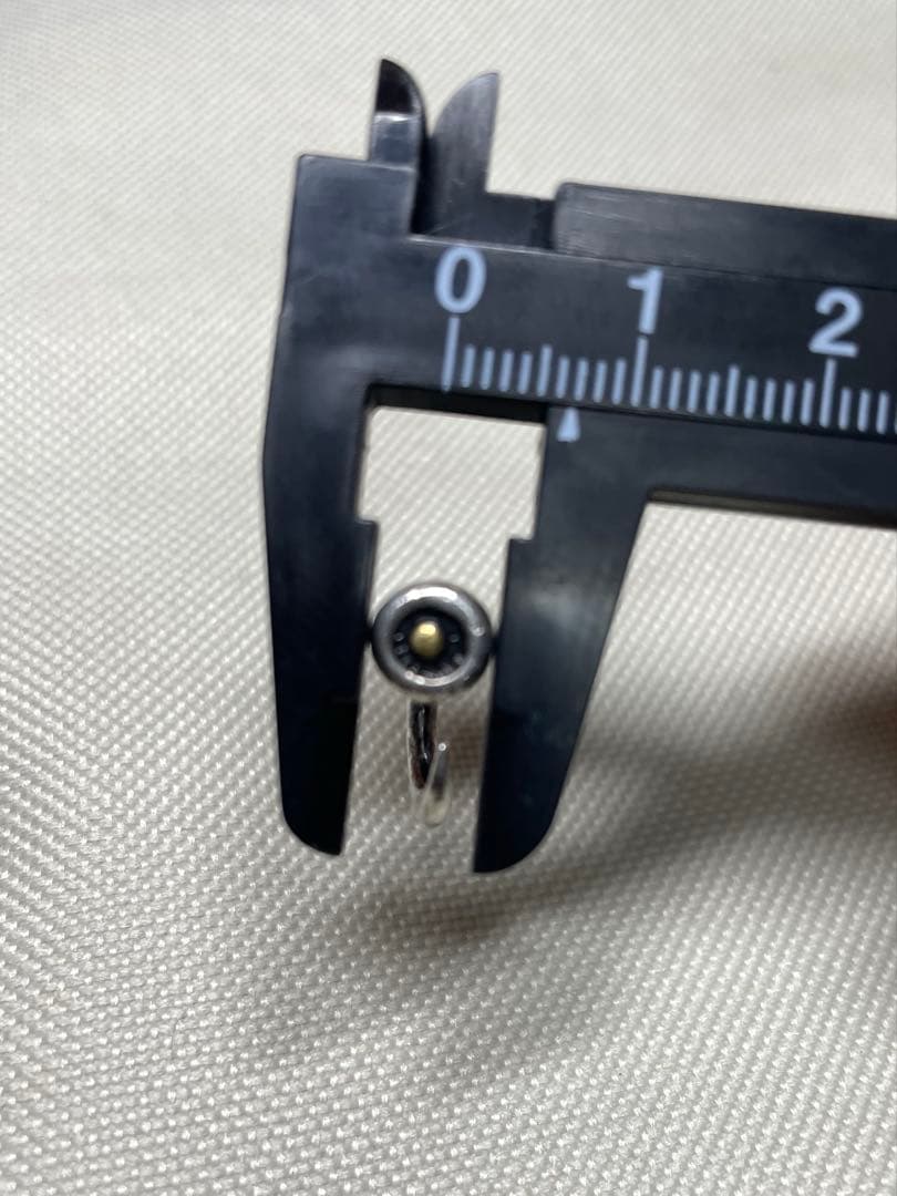 R*w様 MOTO購入　フックピアス　シルバー　ゴールドコンビ