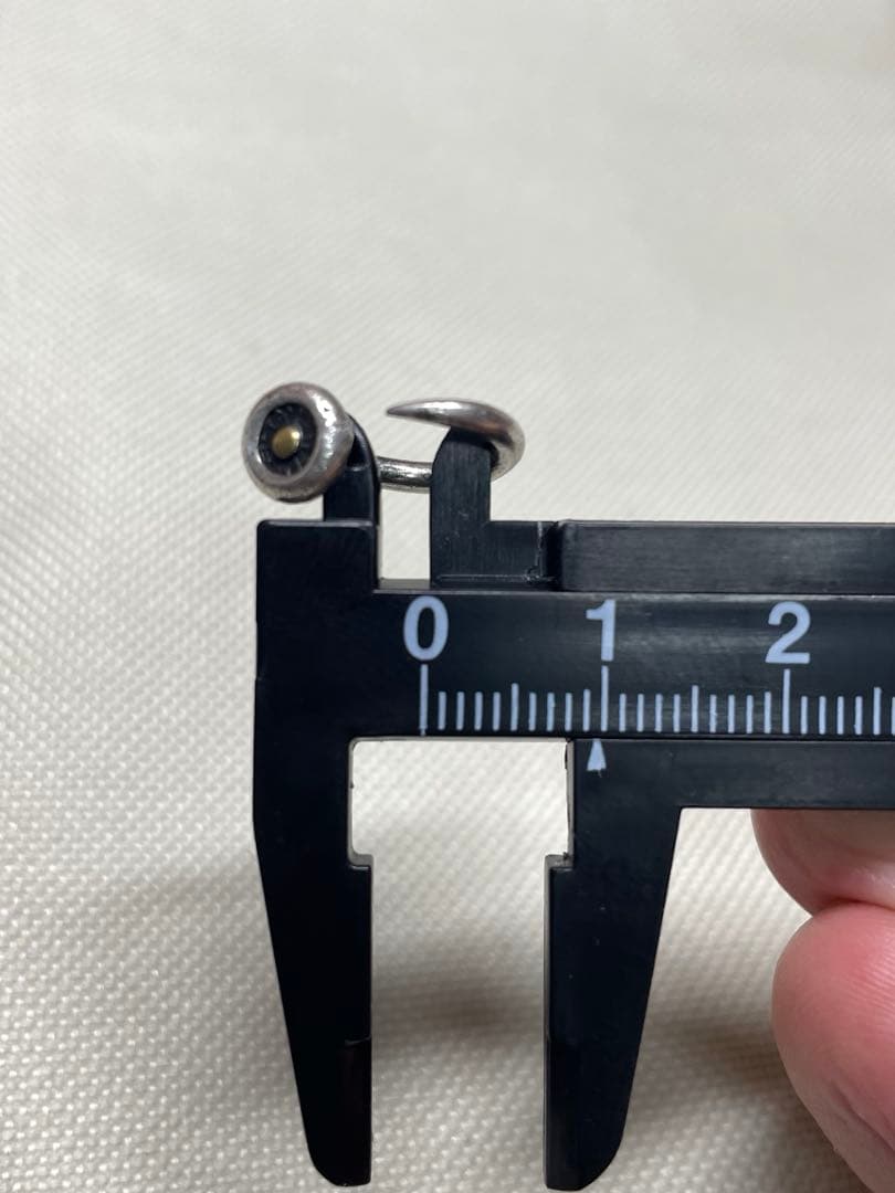 R*w様 MOTO購入　フックピアス　シルバー　ゴールドコンビ