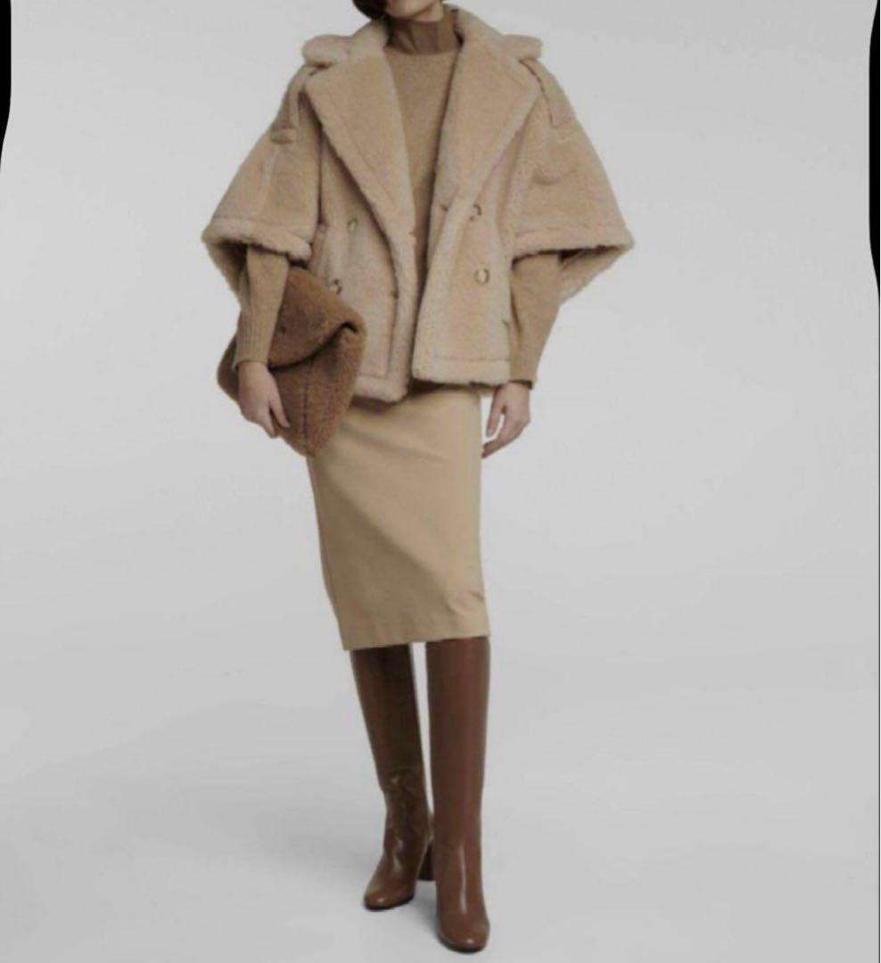 MaxMara マックスマーラ ADESSO テディベア ケープ ハンガー付 - メルカリ
