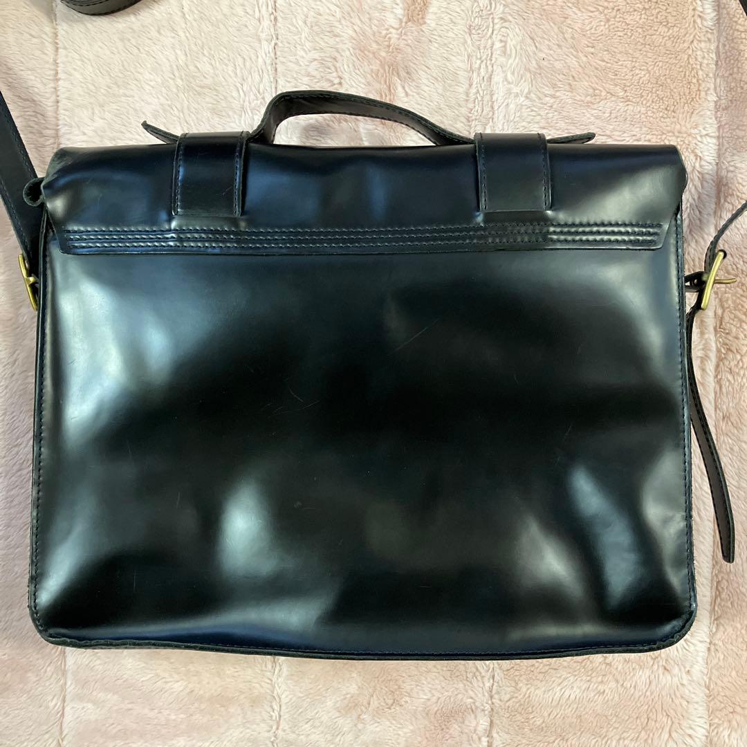 【15インチ】Dr.Martens サッチェル バッグ ドクターマーチン