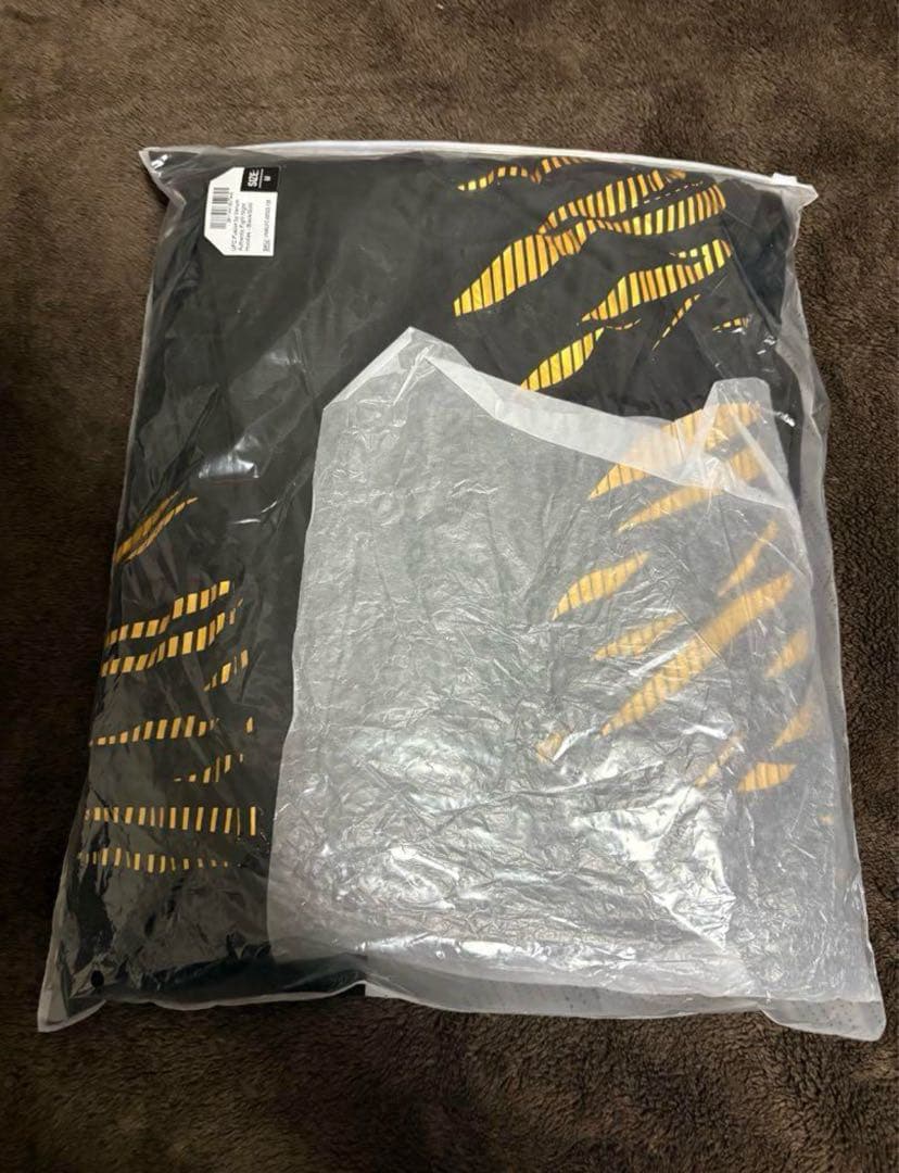 UFC公式　VENUM UFC チャンピオンジャージ