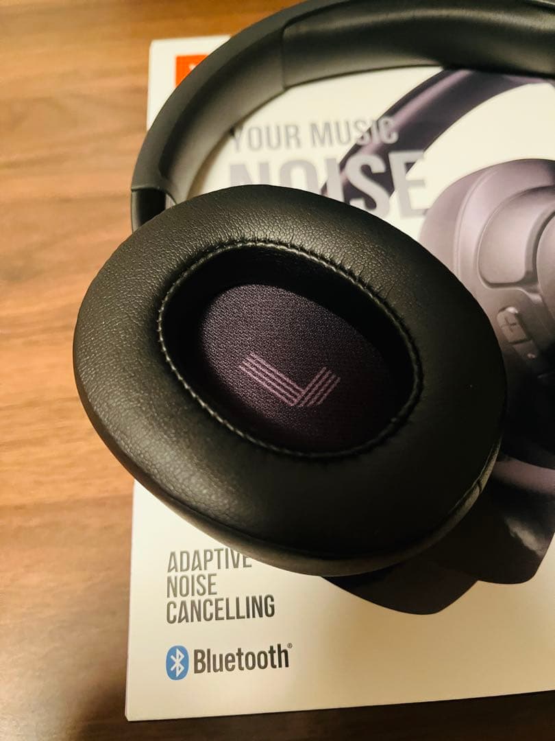 JBL Tune 770NC ワイヤレスヘッドホン　ブラック