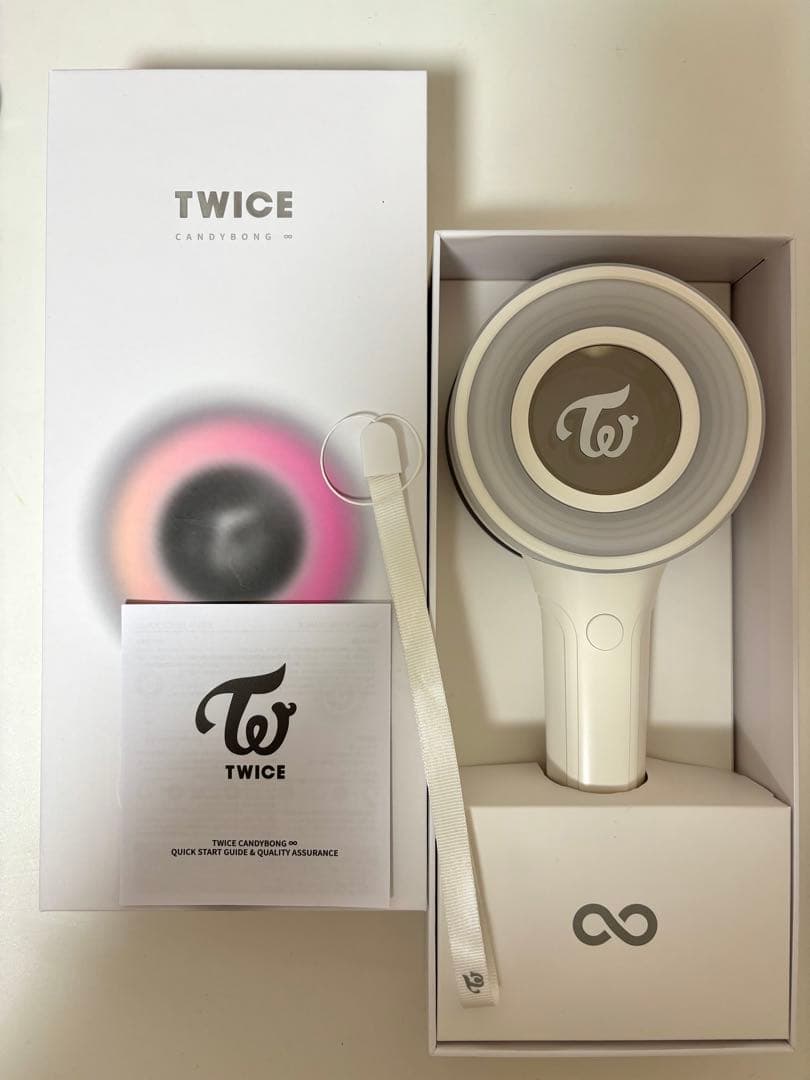 TWICE CANDYBONG ∞ 公式ペンライト 最新【SANAグッズ付き】
