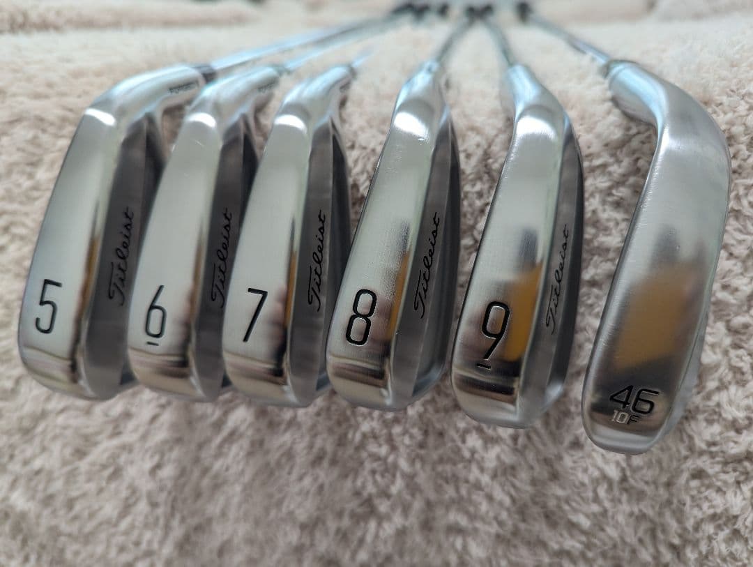 タイトリストT100 2023年モデル