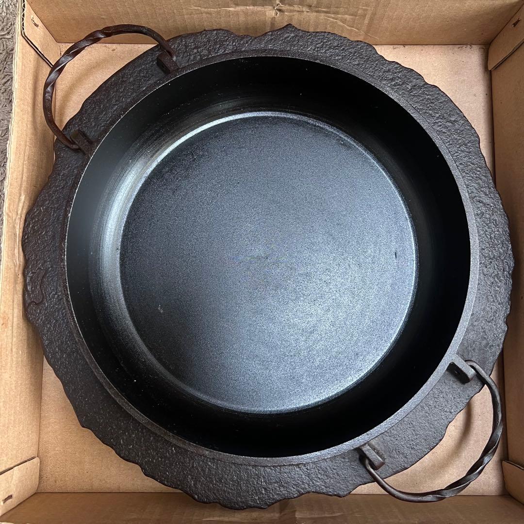 【新品】手作り菊地保寿堂 釜すき鍋 天皇陛下 皇后陛下御買上 南部鉄　山形鋳物