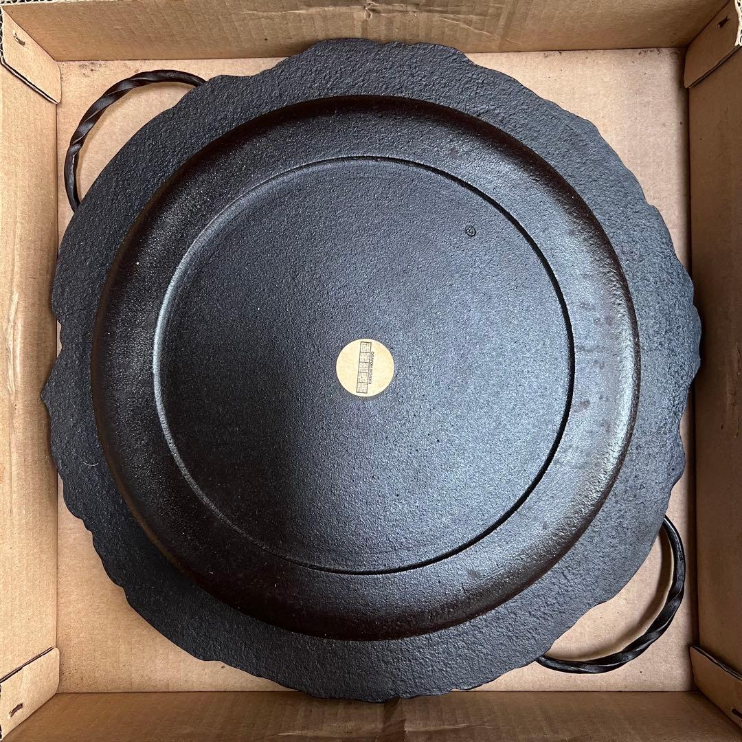 【新品】手作り菊地保寿堂 釜すき鍋 天皇陛下 皇后陛下御買上 南部鉄　山形鋳物